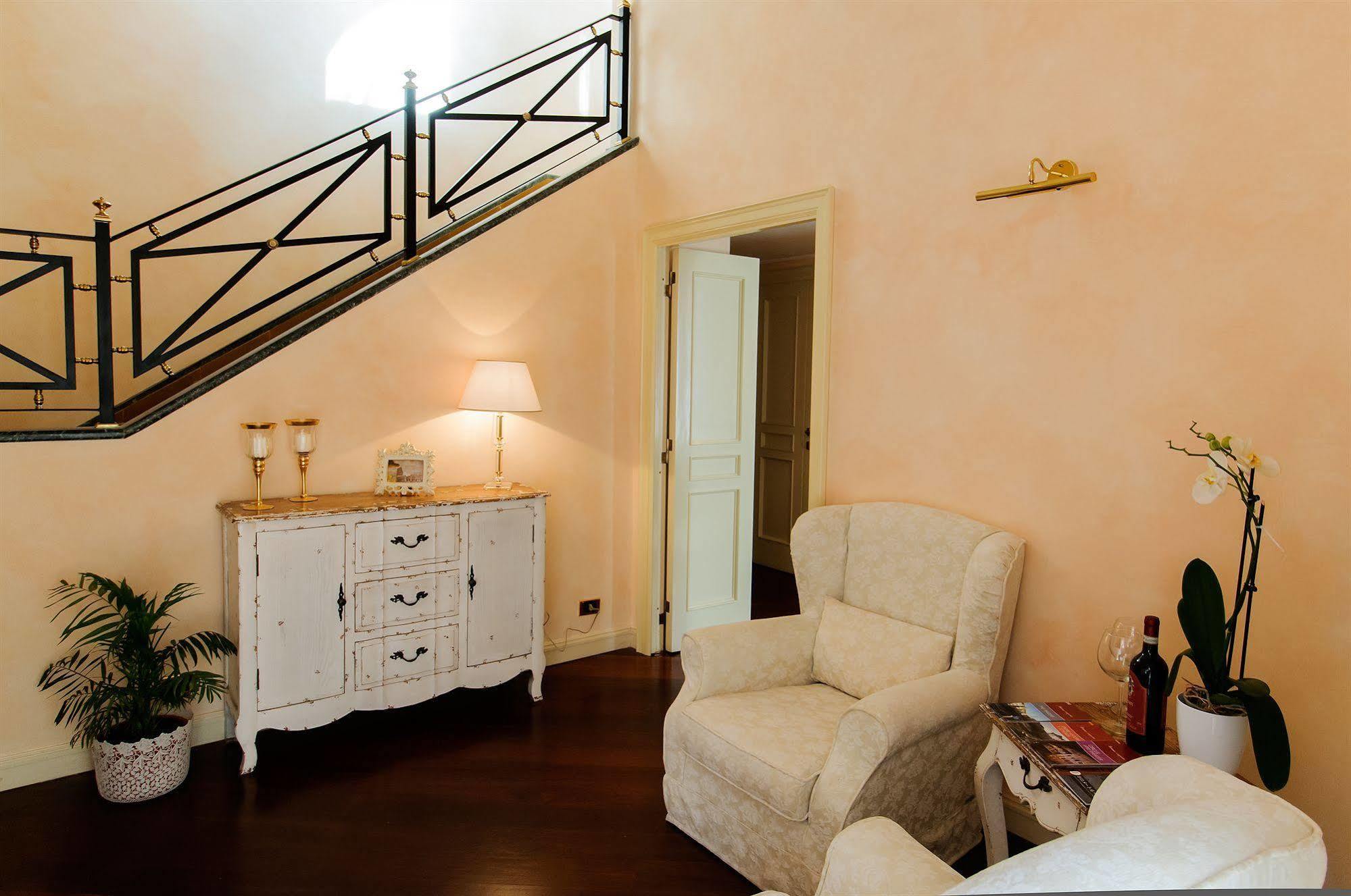 Made In Rome Luxury Affittacamere Экстерьер фото