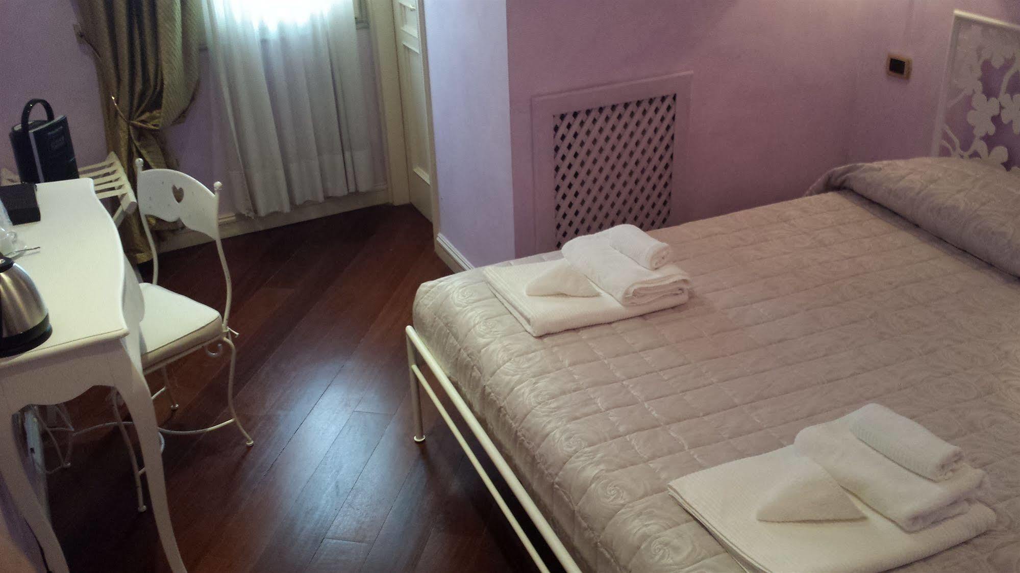Made In Rome Luxury Affittacamere Экстерьер фото